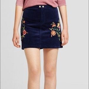 NWOT Women’s Embroidered Corduroy Navy Skirt